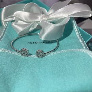 EXCLUSIVE&BRAND NEW! Diamond 18k White Gold -TIFFANY & CO. - Cobblestone Cuff(M)